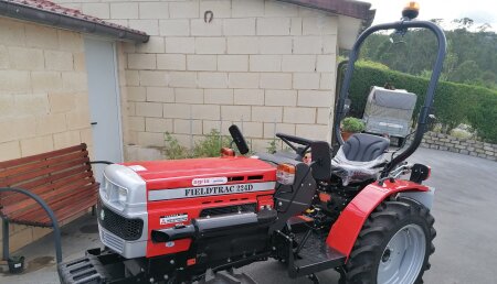 Comercial agrivama Entrega FIELDTRAC en asturias