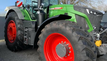 Millares Torron Entrega  FENDT 939 GEN 6 PROFI PLUS a Manuel García Obarrio de A Pastoriza. Lugo