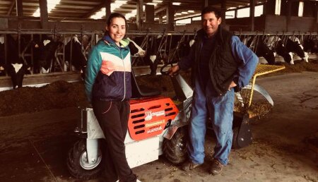 Agricola Matova SLEntrega a GANADERIA CASA VILLERIÑO DE GOSOLFRE un arrimador multifunción Westermann.