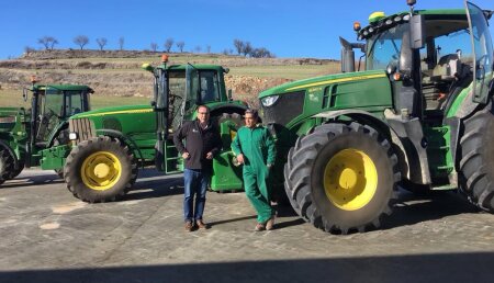 Comercial Agrícola Castellana Entrega JOHN DEERE 6250R a Fernando Villaverde, de Valdeolmillos (Palencia).