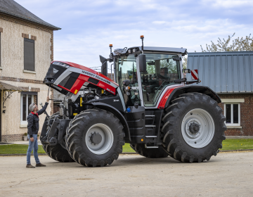 Massey Ferguson presenta el MF 8S Xtra la excelencia en confort y eficiencia para los más exigentes