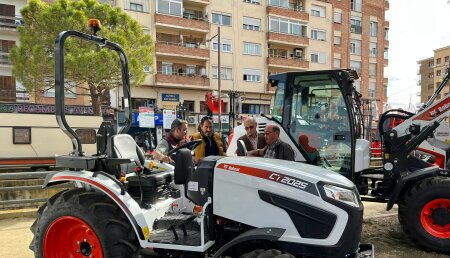 Bobcat ha presentado por primera vez España su nuevo tractor compacto