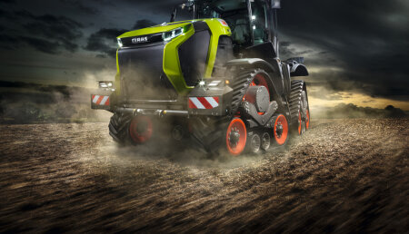 Nuevas características de confort, mayor automatización y una mayor optimización de los costes operativos para los tractores de gran potencia CLAAS XERION 12