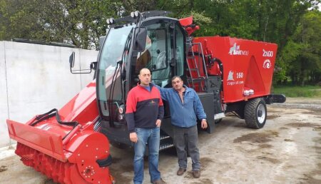 Agricola Calvo entrega  ZAGO AVM WOLF 160  a  S.A.T CASTRELO XUGA 1220 en Villareda ( Palas de Rey ) 