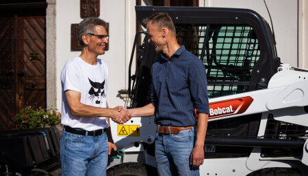 Mil empleados de Bobcat de todo el mundo participaron como voluntarios en iniciativas de compromiso con la comunida