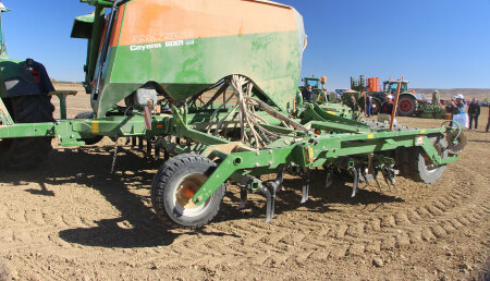 Demo de Faresin, Galucho y Amazone (Farming Agrícola)