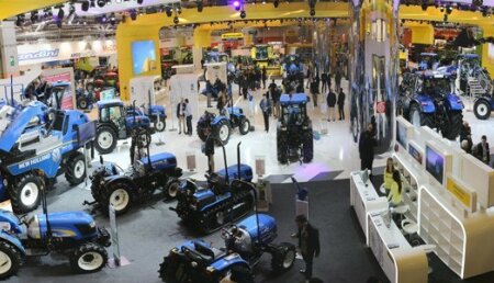 NEW HOLLAND BRILLA 3 VECES EN EL 50 ANIVERSARIO DE FIMA