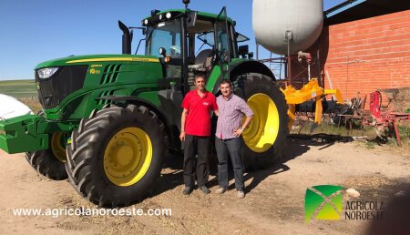 Agricola Noroeste entrega John Deere 6195M entregado en Salamanca a Pedro Blazquez.