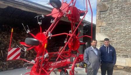 Agricola Calvo entrega  LELY Lotus 770 a CASA XACOBE S.C en Belesar - San Juan do Campo ( Lugo ) 