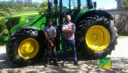 Agrícola Noroeste entrega John Deere 6155M a Jose Luis