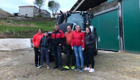 Agrícola Patricio entrega  Valtra T174eV Unlimited a Gelín , de Ganadería Solatorre SC en Esles, Cantabria.