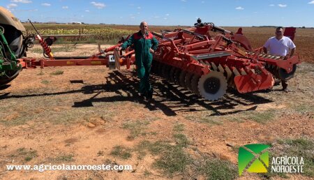 Agrícola Noroeste  entrega Kverneland QUALIDISC PRO 5000 a HNOS SANDOVAL
