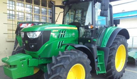 Agrícola Castellana Entrega JOHN DEERE 6130M a Ganaderia Sisniega SC, en Abanillas, Cantabria.
