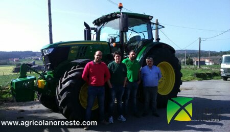 Agricola Noroeste entrega John Deere 6195R esta equipado con transmisión Autopowr (IVT) y sistema de guiado en Vimianzo