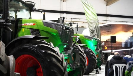 Fendt recorre España para presentar 5 nuevas series de tractores