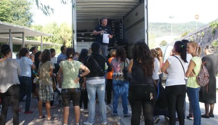 FUNDACIÓN AMIGOS DE GALICIA INCREMENTA LOS PAQUETES ALIMENTICIOS DURANTE EL VERANO DEBIDO AL CIERRE DE LOS COMEDORES ESCOLARES.