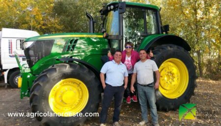 Agrícola Noroeste entrega John Deere  6175M a Ganaderia Pecas