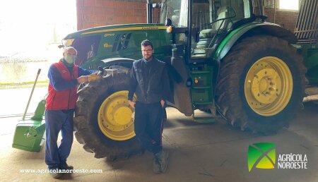 Agrícola Noroeste entrega John Deere 6R - 6175R a Efren y Rafa