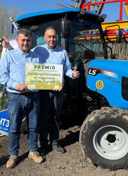 El tractor LS MT3.60, Premio a la Innovación Tecnológica en Maquinaria Agrícola y Ganadera en la Feria de Valencia de Don Juan (León) por distribuidor Ferca