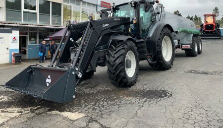 Hitraf entrega ValtraT174D con cisterna Romay 