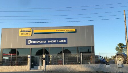 Agricola Perez Monforte inaugura sus nuevas instalaciones.