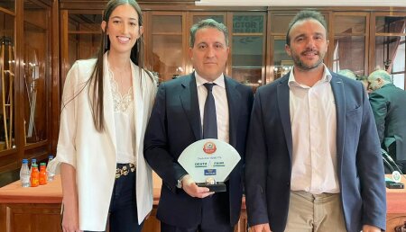 DEUTZ-FAHR 8280 TTV – Ganador del premio Tractor de España 2022, en la categoría de más de 200 CV