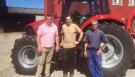 Agricola Matova entrega a Casa do Campo de Bazar, Case IH Farmall C 115.