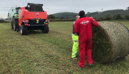 Kuhn presenta su rotoempacadora VB 7160 en demostraciones privadas en Asturias y Cantabria