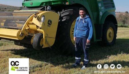 Agrícola Castellana entrega John Deere 8300i de ocasión a  Sat Hermanos Reverte, de Alcolea de Tajo (Castilla-La Mancha)