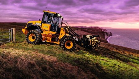 MEJORA LA COMODIDAD Y EL CONTROL EN LAS CARGADORAS AGRI DE JCB