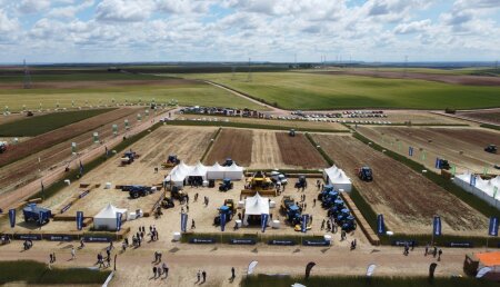 New Holland muestra su amplia gama de productos en DEMOAGRO 2025