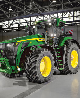 John Deere amplía las series de tractores 8R y 8RX con nuevos modelos de alta potencia para la agricultura a gran escala