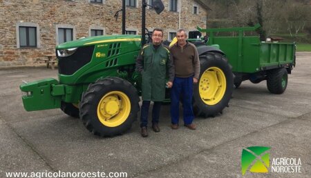 Agrícola Noroeste entrega John Deere 5090GF de Jovino  en Bustiello de Paredes (Valdes)