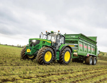 John Deere actualiza la serie 6M para el MY2027