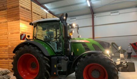 Agricola Suárez entraga FENDT 718 PROFIPLUS con VARIOGUIDE RTK