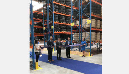 Trelleborg inaugura su nuevo centro logístico europeo para sus productos de manipulación de materiales y neumáticos de construcción, así como la nueva oficina comercial de Benelux