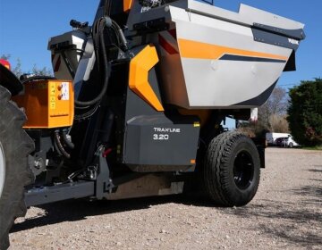 Avanterra Tech presenta la nueva vendimiadora TRAX’LINE 3.20 de Pellenc en dos jornadas con clientes en Castilla-La Mancha 