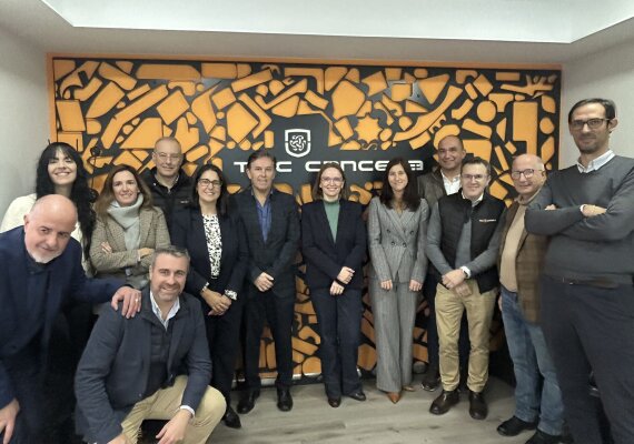 TMC CANCELA APUESTA POR EL HIDRÓGENO VERDE A TRAVÉS DEL PROYECTO H2RCV PARA REDUCIR EMISIONES Y PREVENIR INCENDIOS EN LOS BOSQUES GALLEGOS