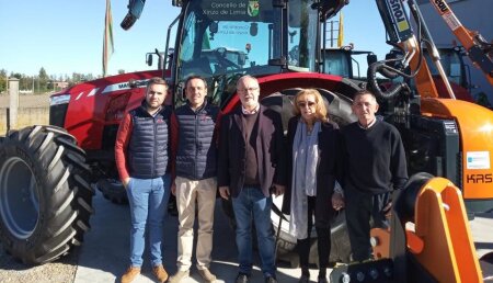 Agrícola Suárez entrega MF6713 y  ROUSSEAU KASTOR al Concello de XINZO DE LIMIA