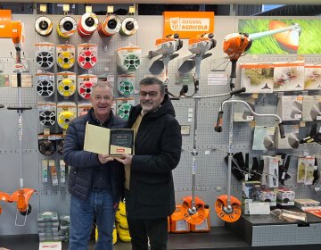 STIHL reconoce a Miguel Agrícola por sus 40 años como distribuidor oficial, el más antiguo de Galicia