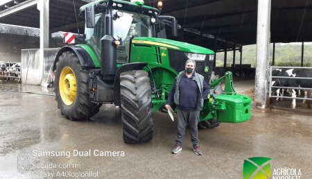 Agrícola Noroeste entrega John Deere  7R - 7250R  a SAT CREXAL