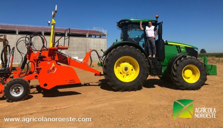 Agrícola Noroeste entrega John Deere 7250R  a Contrucciones Alzajope en Valencia de Don Juan (Leon)