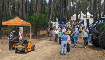 La XIV Feria Internacional del Sector Forestal de Tineo, Asturforesta se celebró los días 15, 16 y  17 de junio en el monte Armayán como "referente del sector en el Sur de Europa"