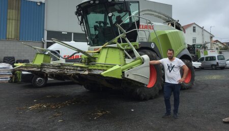 Talleres Agrícolas Mata entrega Jaguar 950 y este Orbis 600 a Indesa Galicia SL de A Pereira (Santa Comba)