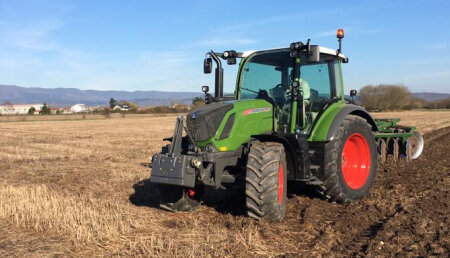 Agricola Suarez entrega un FENDT 313 Vario PROFI