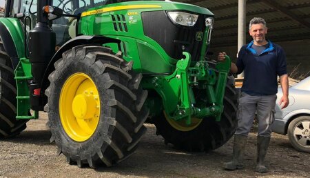 Agrícola Castellana entrega John Deere 6155M a Mon, de SAT LOS YUGOS