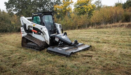 Bobcat amplía sus productos para las tareas de limpieza y mantenimiento de verano 