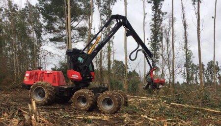 Hitraf entrega Procesadora Valmet  911.1 con un cabezal S92