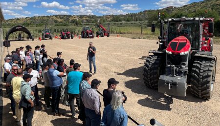 El Tour MF eXperience de Massey Ferguson, cosecha un gran éxito en su parada en España