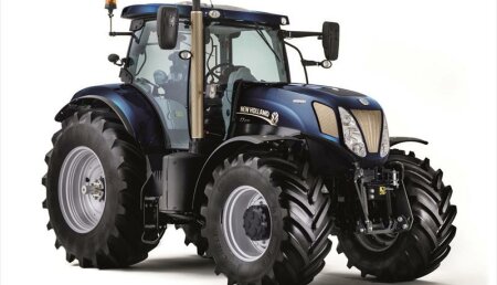 NEW HOLLAND CELEBRA 50 AÑOS DE FABRICACION DE TRACTORES EN BASILDON CON UNA EDICION ESPECIAL DE MODELOS T7 Y T6